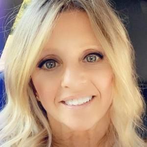 Meet your Posher, Sherry